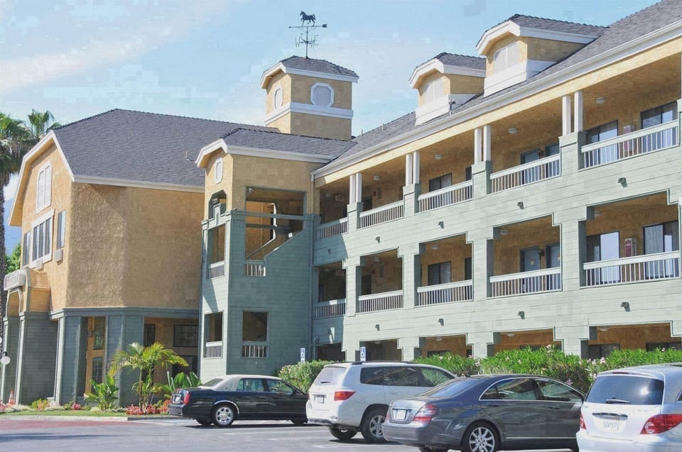 Oak Tree Inn Inn in Arcadia