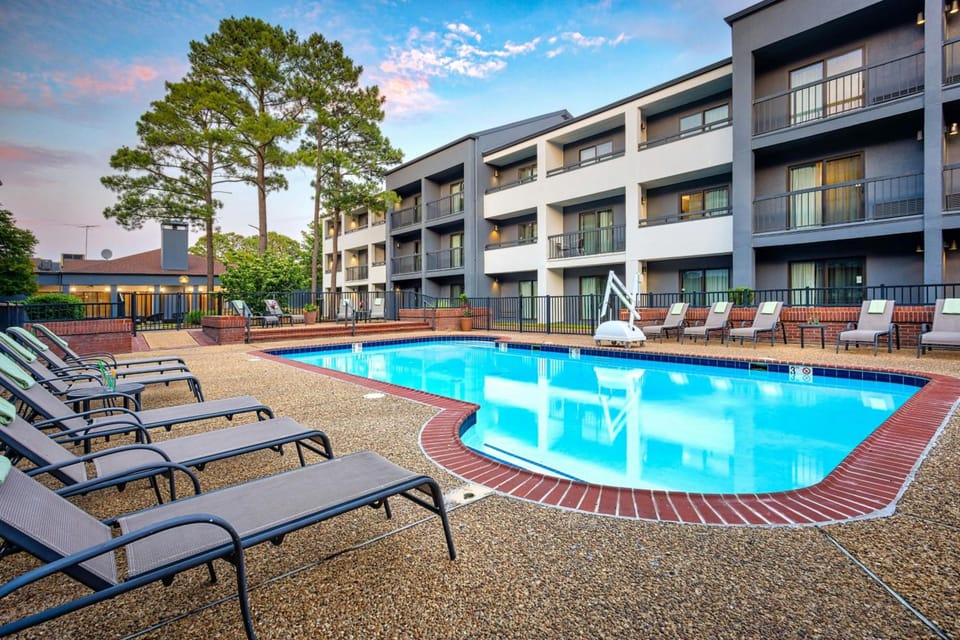 Country Inn & Suites by Radisson, Hampton Coliseum Hotel in Hampton