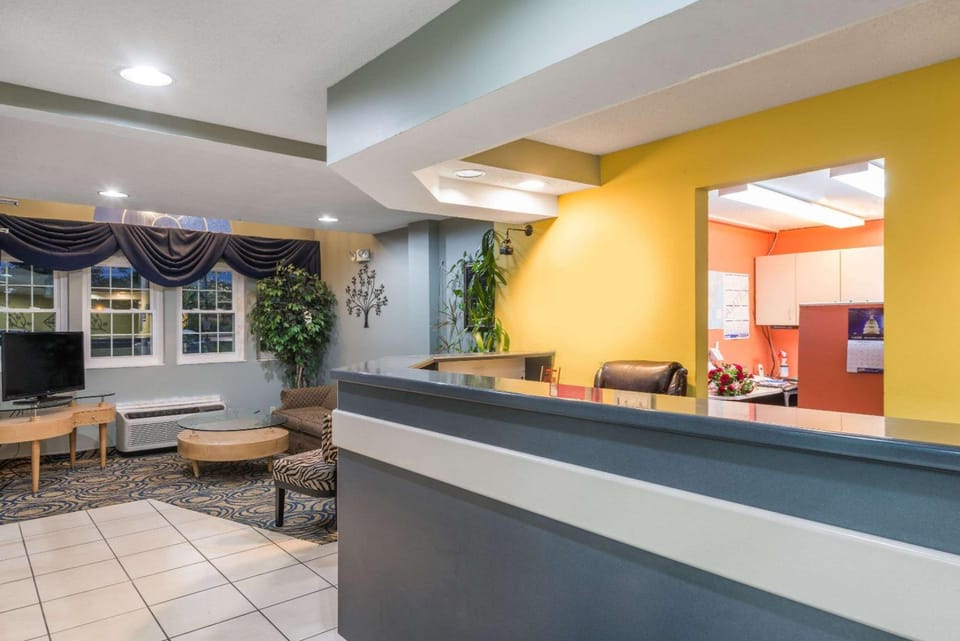 Microtel Inn & Suites by Wyndham Riverside Hotel in Dayton