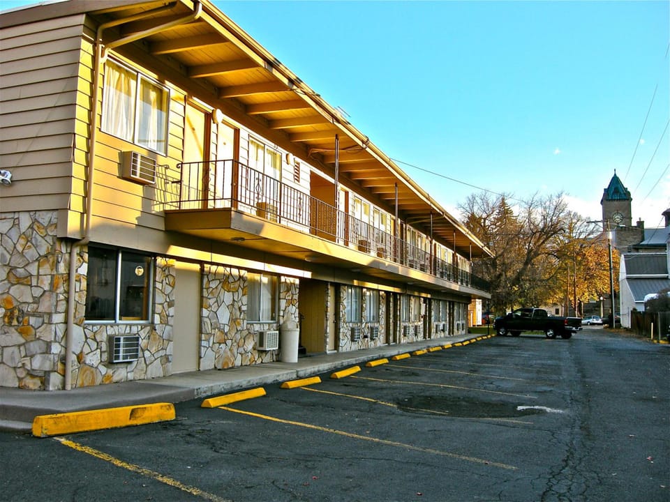 Knights Inn - Baker City OR Hotel in Baker City