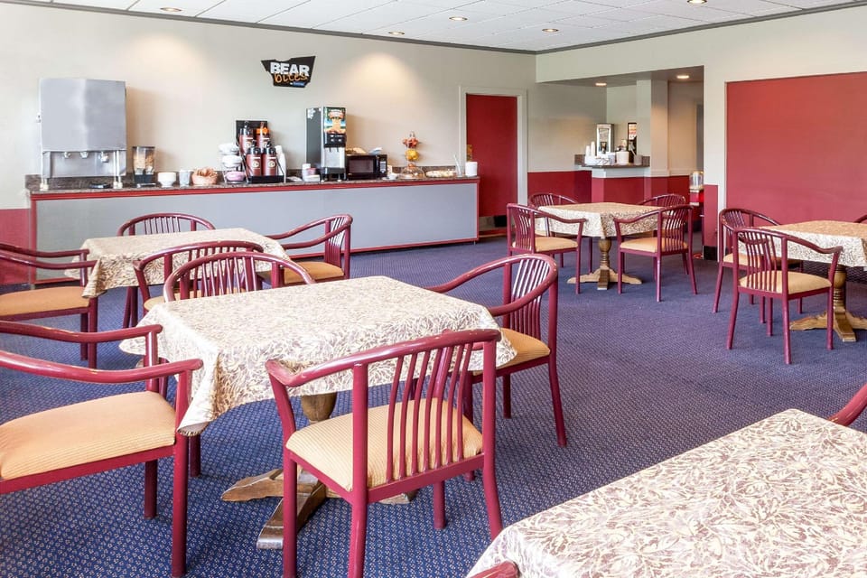 Travelodge by Wyndham Jackson Hotel in Ohio