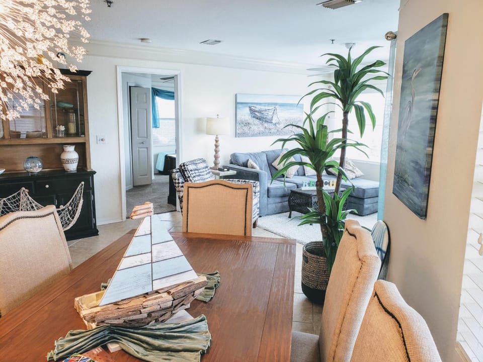 Hibiscus Oceanfront Resort Resort in Butler Beach