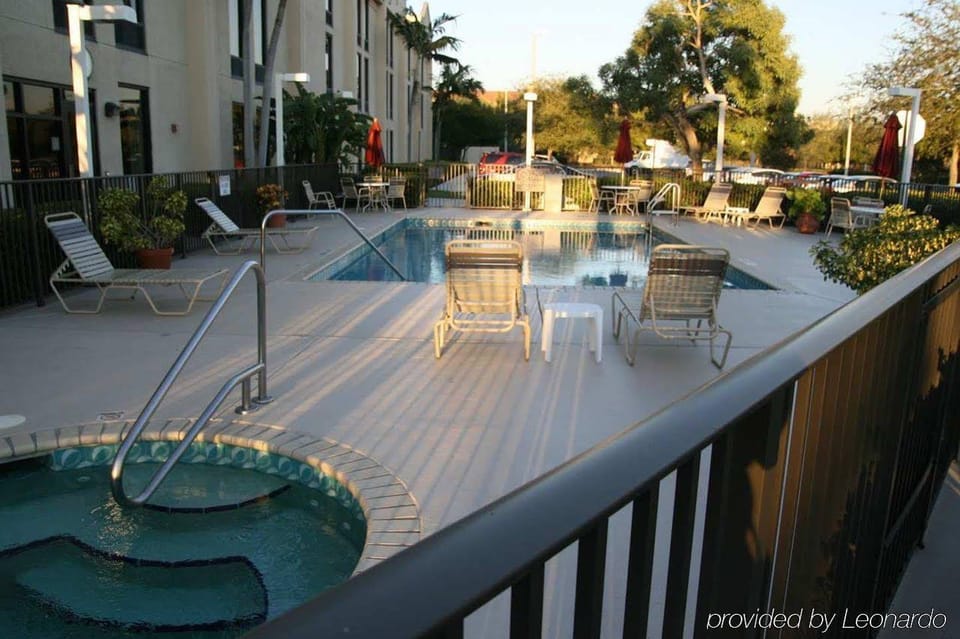 Hampton Inn Commercial Boulevard-Fort Lauderdale Hotel in North Lauderdale
