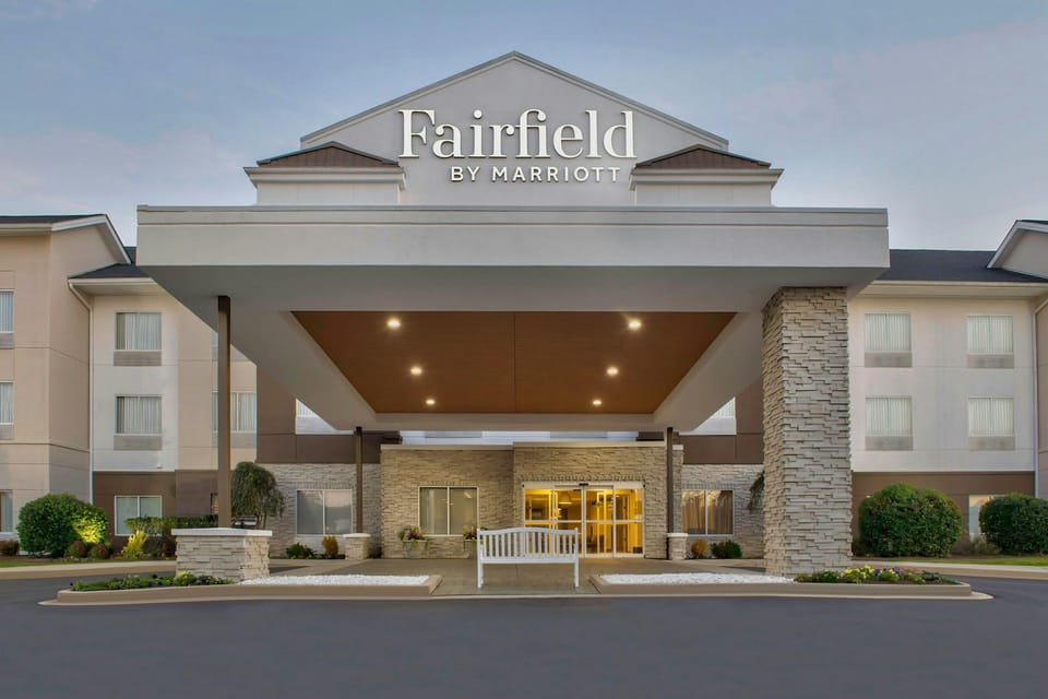 Fairfield by Marriott Inn & Suites Greenwood Hotel in Lake Greenwood