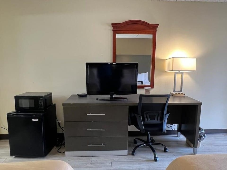 Rodeway Inn Walterboro Hotel in Walterboro