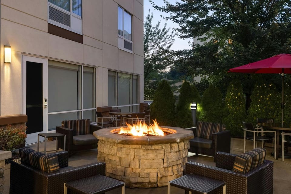 TownePlace Suites by Marriott Pittsburgh Harmarville Hotel in Plum