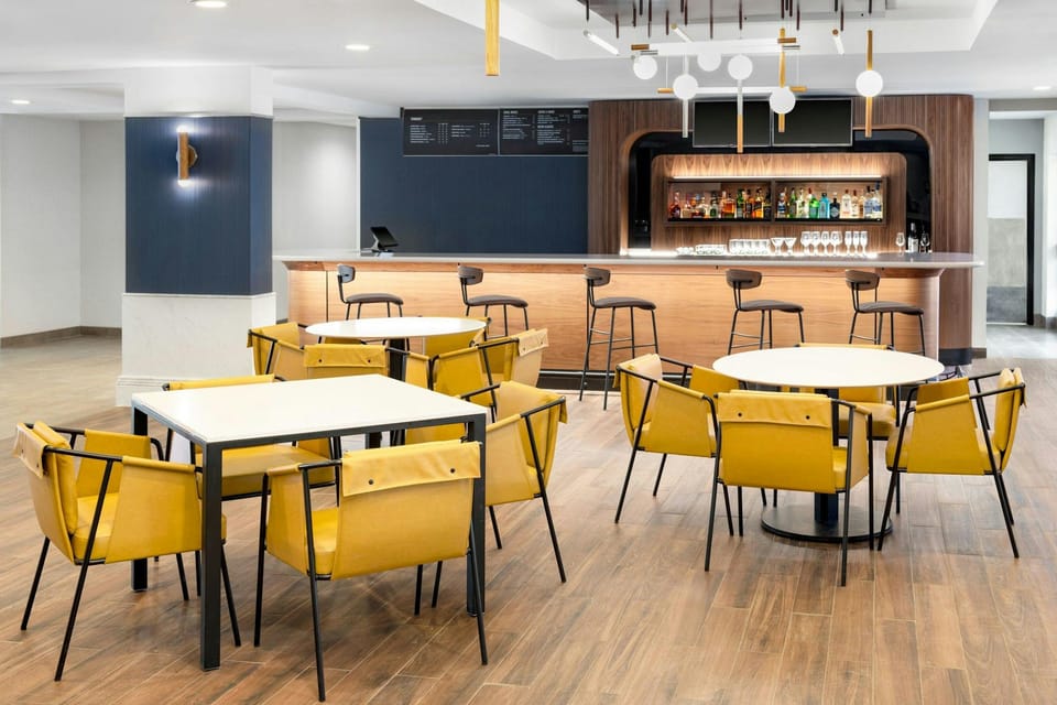 Courtyard by Marriott Cleveland Airport South Hotel in Middleburg Heights
