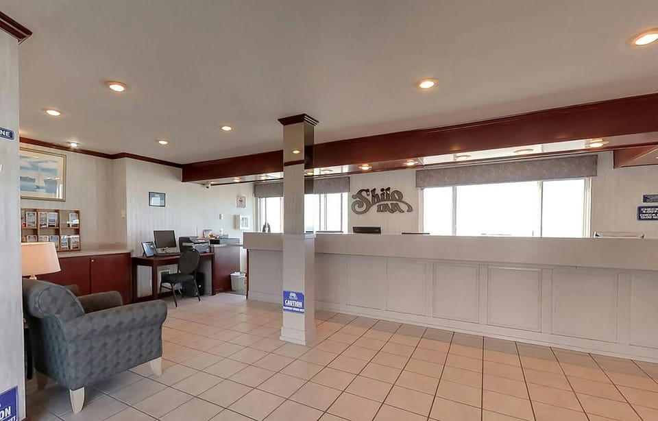 Seagrass Oceanfront Inn Hotel in Newport