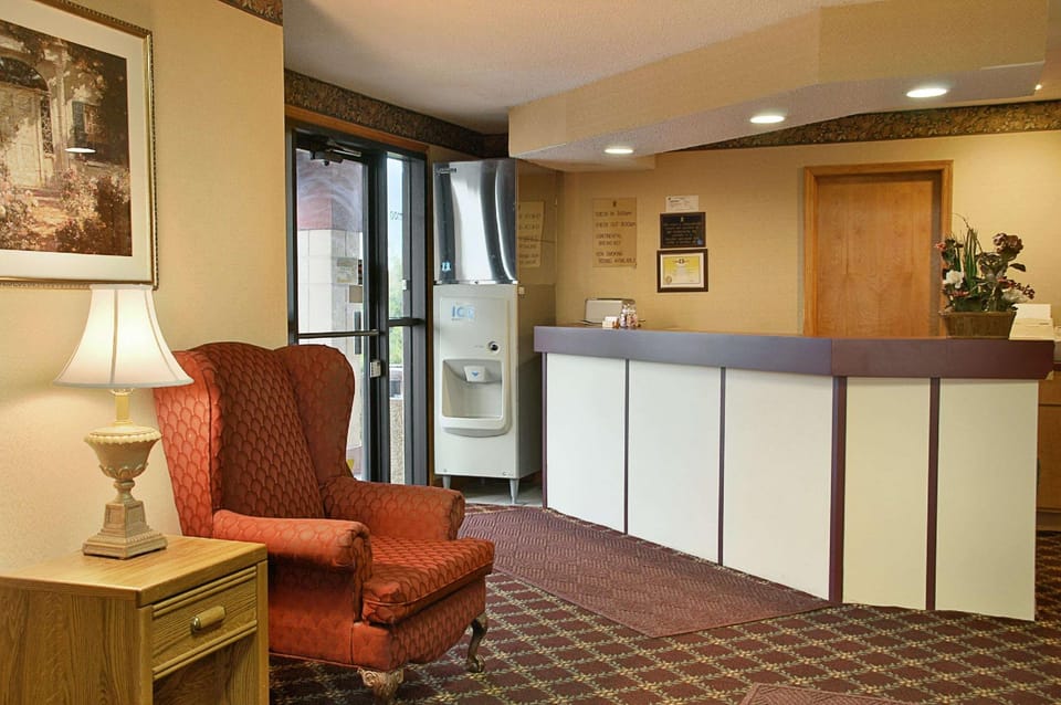 Super 8 By Wyndham Brownsburg Hotel in Indiana