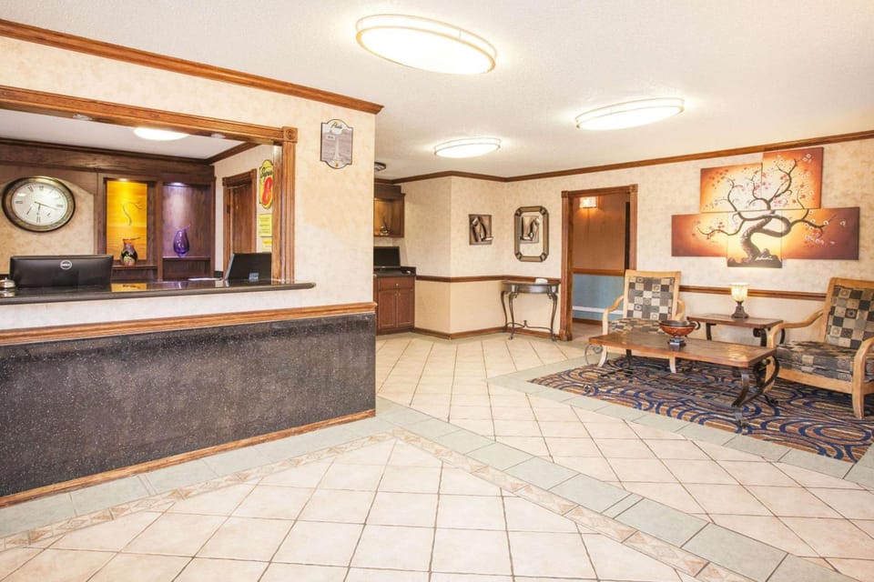 Super 8 By Wyndham Van Buren/Ft. Smith Area Hotel in Arkansas