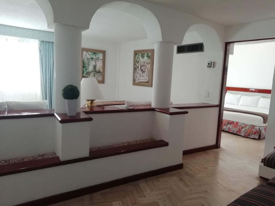 Suites Costa Blanca Hotel in Cancun