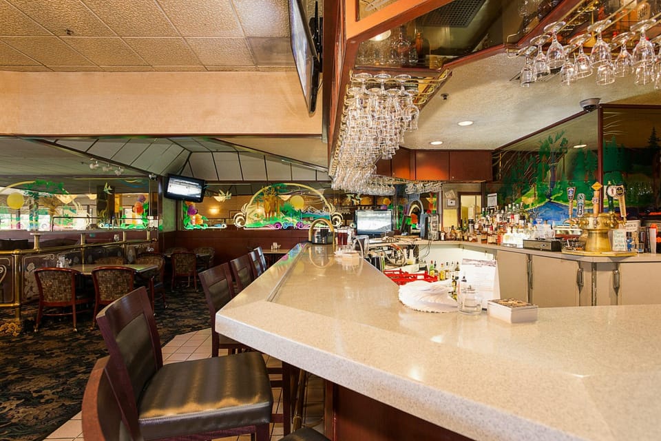 Shilo Inn Portland Airport Hotel in Parkrose