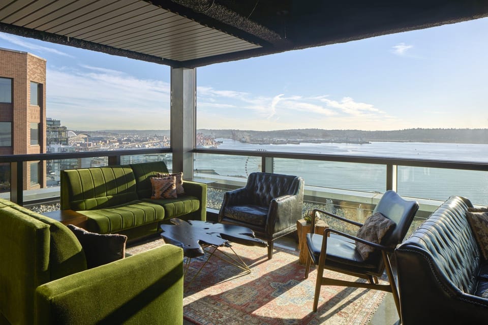Thompson Seattle By Hyatt Hotel in Pike Place Market