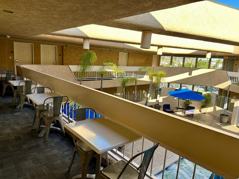 The Pacific Inn Hotel in Seal Beach