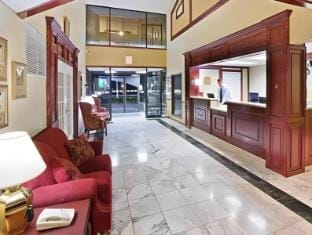 Days Inn & Suites by Wyndham Tahlequah Hotel in Tahlequah