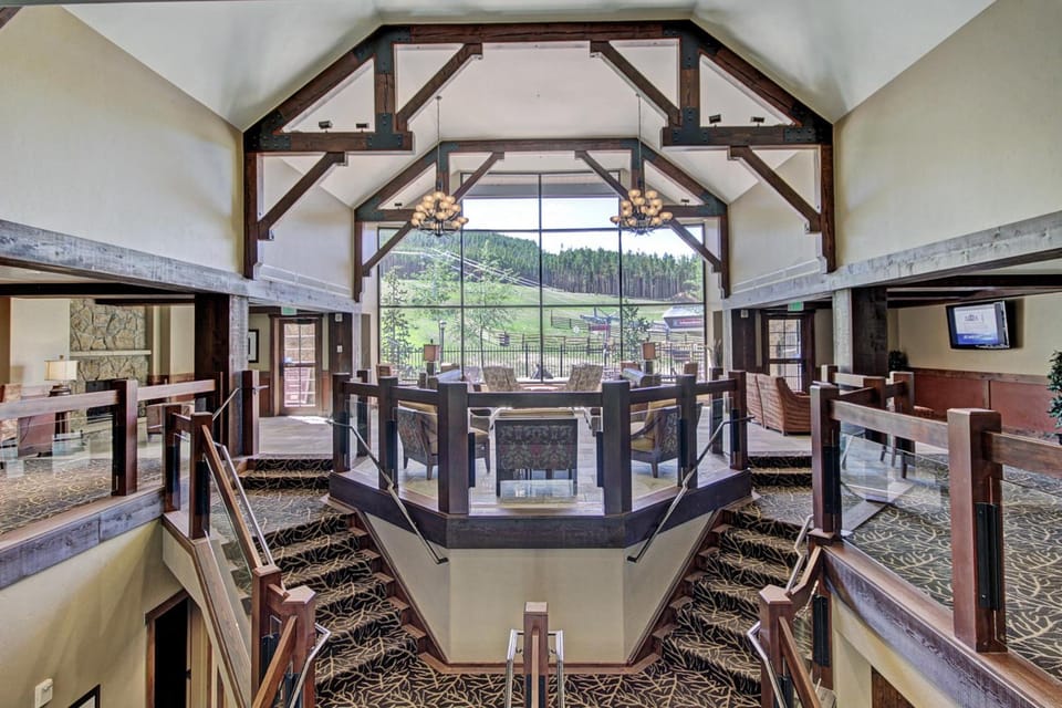 Crystal Peak Lodge By Vail Resorts Apartment hotel in Breckenridge