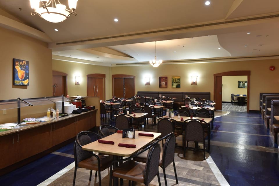 Victoria Inn Hotel and Convention Center Winnipeg Hotel in Winnipeg
