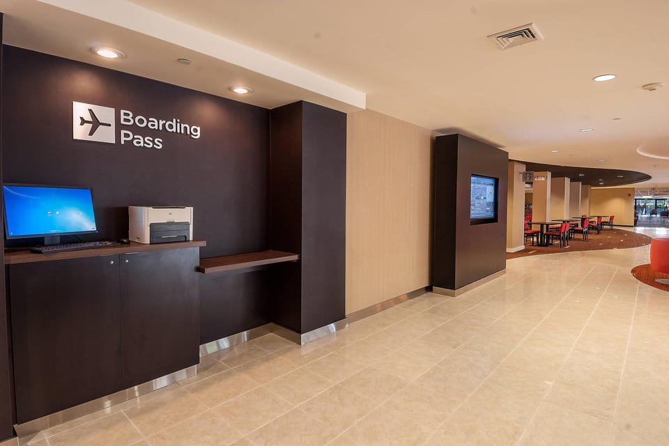 Courtyard by Marriott Boston Marlborough Hotel in Marlborough