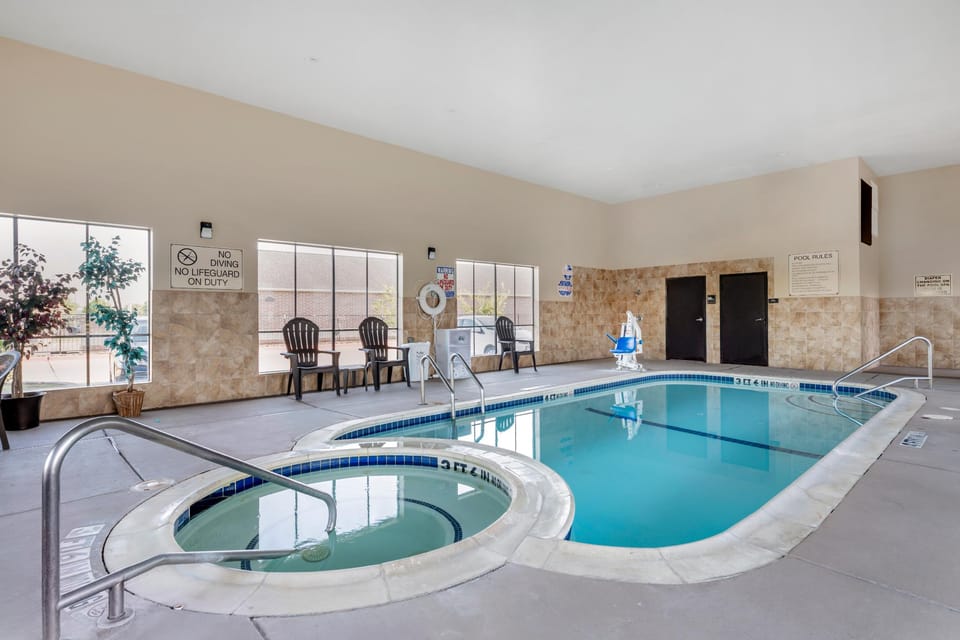 Comfort Inn & Suites Fort Worth - Fossil Creek Hotel in Fort Worth