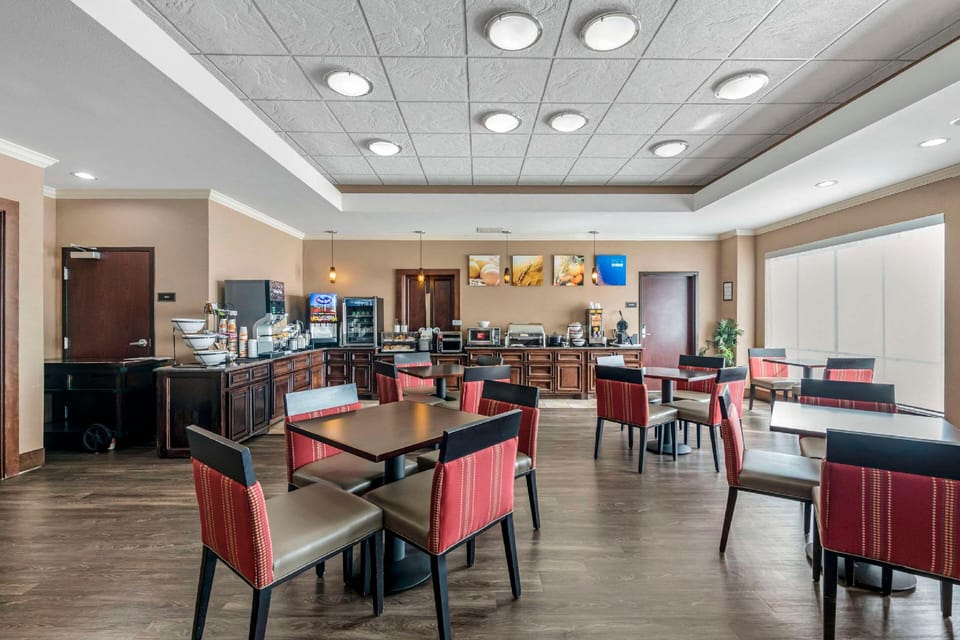 Comfort Inn & Suites Fort Worth - Fossil Creek Hotel in Fort Worth