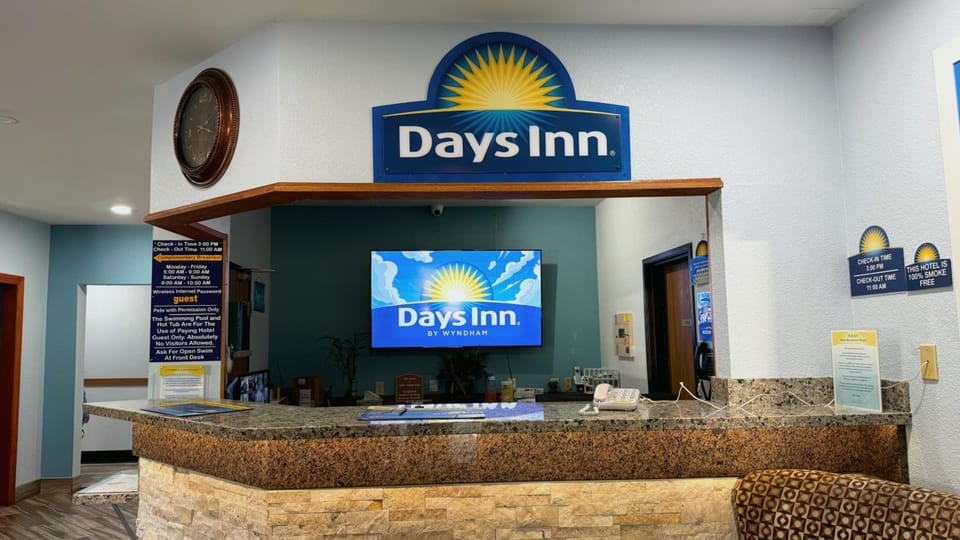 Days Inn by Wyndham Mankato Hotel in Mankato