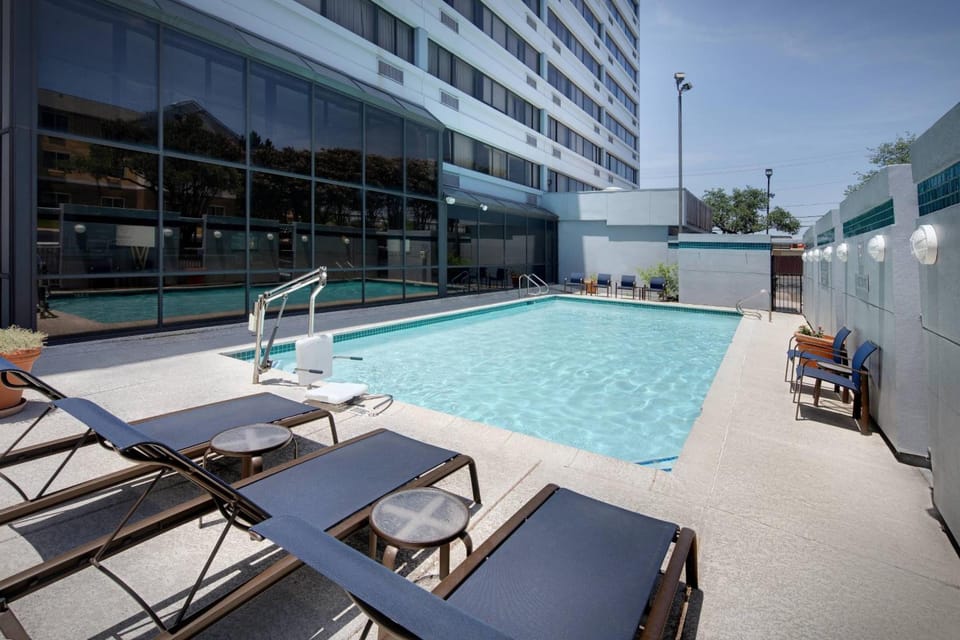 Courtyard by Marriott Austin-University Area Hotel in Austin