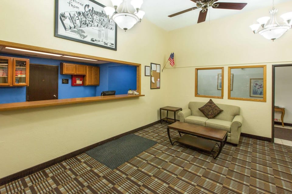 Super 8 By Wyndham Columbus Hotel in Nebraska