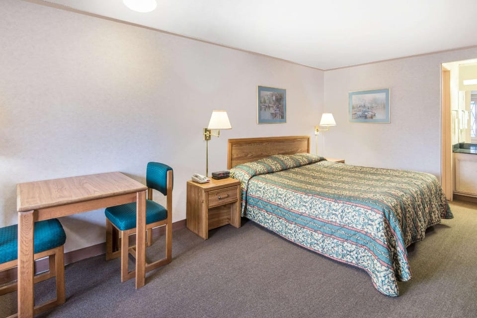 Guestroom