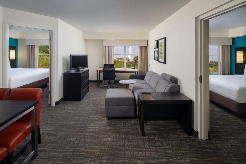 Guestroom