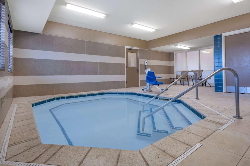 Hawthorn Suites by Wyndham Williston Hotel in Williston