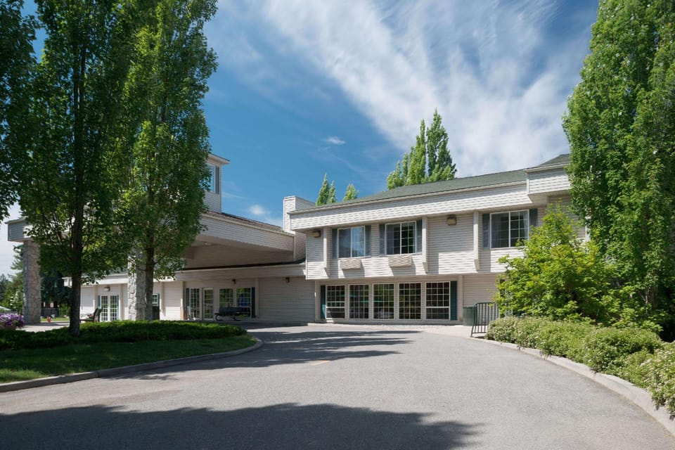 Baymont by Wyndham Coeur D Alene Hotel in Coeur dAlene