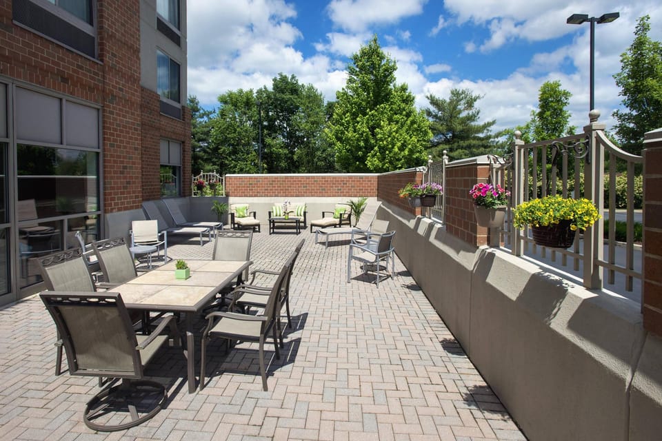 Willow Grove Suites by IHG Hotel in Horsham