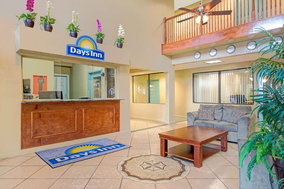 Days Inn by Wyndham Downtown St. Louis Hotel in Saint Louis