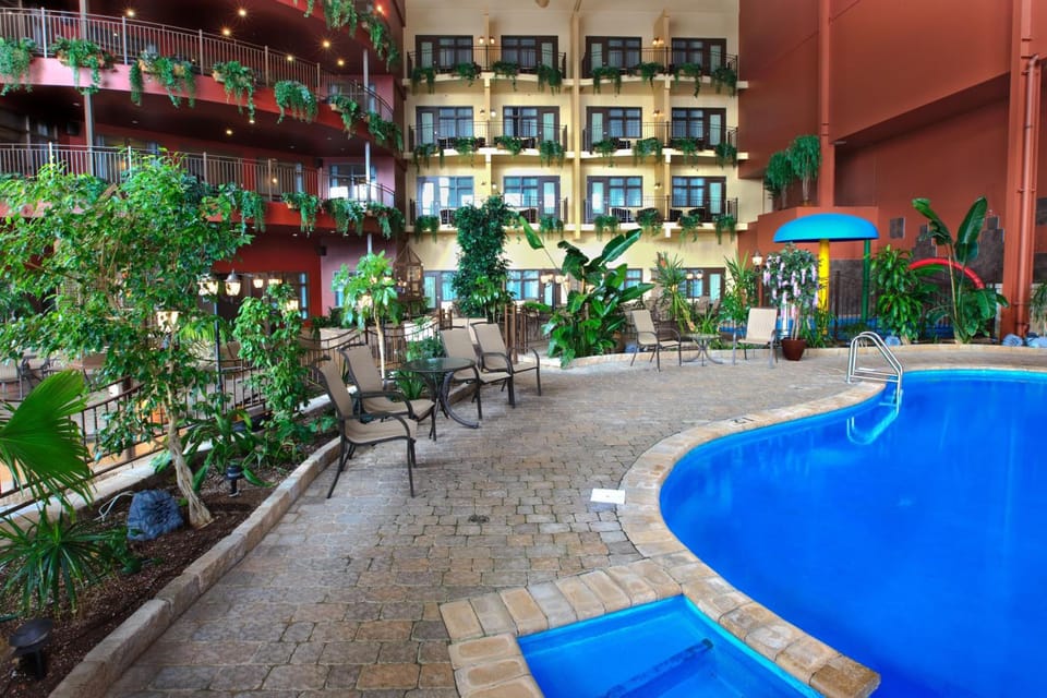 Hotel Ambassadeur et Suites Hotel in Quebec City
