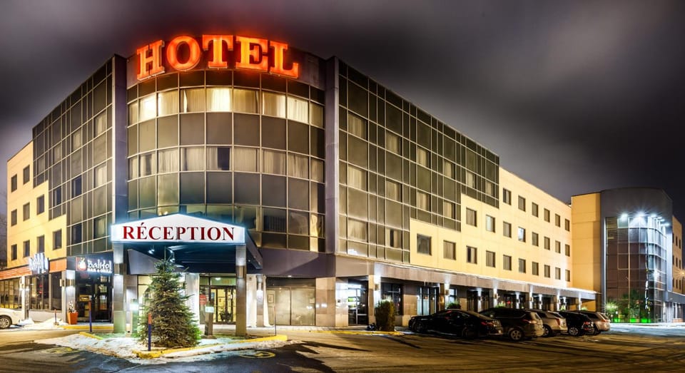 Hotel Ambassadeur et Suites Hotel in Quebec City
