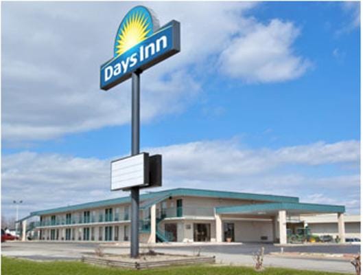 Days Inn by Wyndham Ripley Hotel in Tennessee