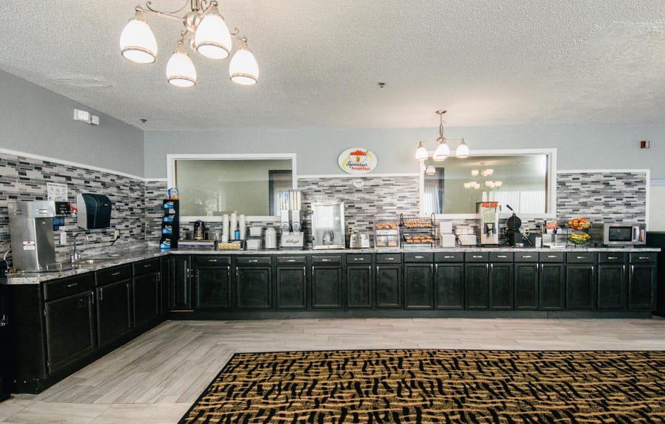 Super 8 By Wyndham Mclean/Bloomington Sw Hotel in Illinois
