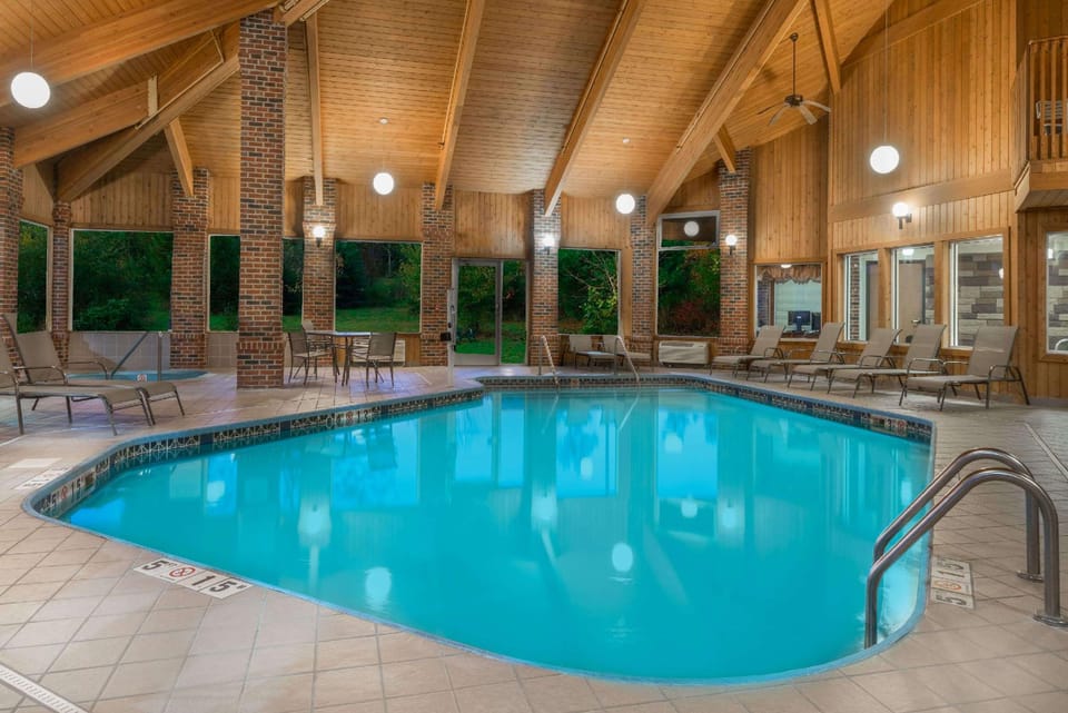 Baymont by Wyndham Columbus/Rickenbacker Hotel in Ohio