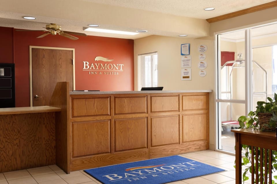 Baymont by Wyndham Salina Hotel in Salina