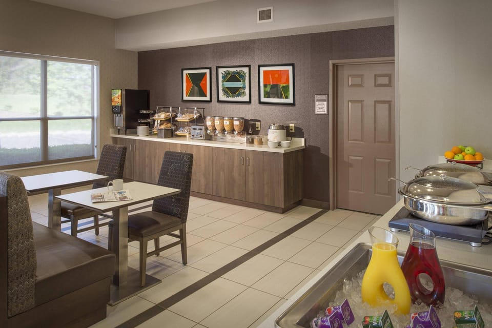 Residence Inn by Marriott Indianapolis Airport Hotel in Indianapolis