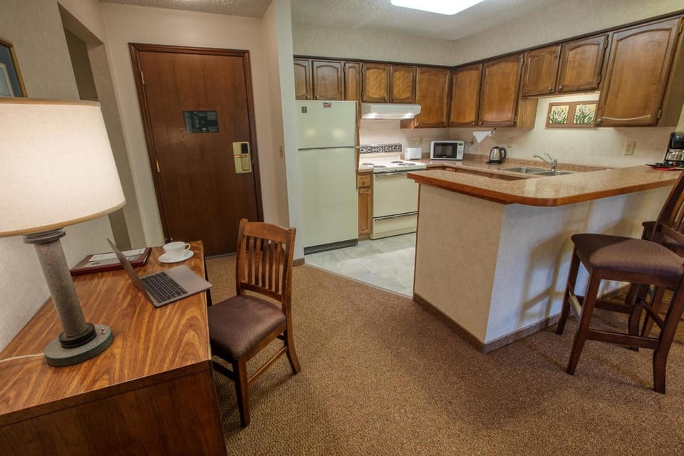 Sophie Station Suites Hotel in Fairbanks