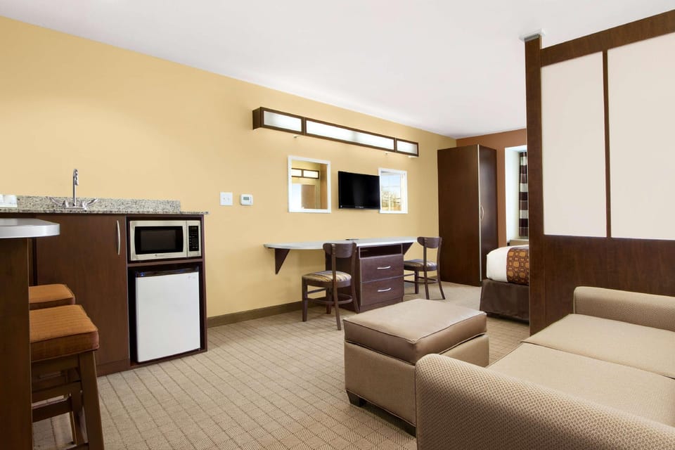 Suite room