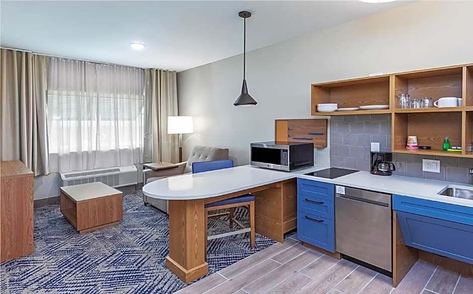 Hawthorn Suites by Wyndham Aransas Pass Hotel in Aransas Pass