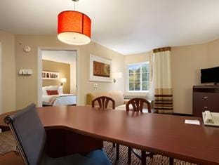 MainStay Suites Louisville Jeffersontown Hotel in Jeffersontown