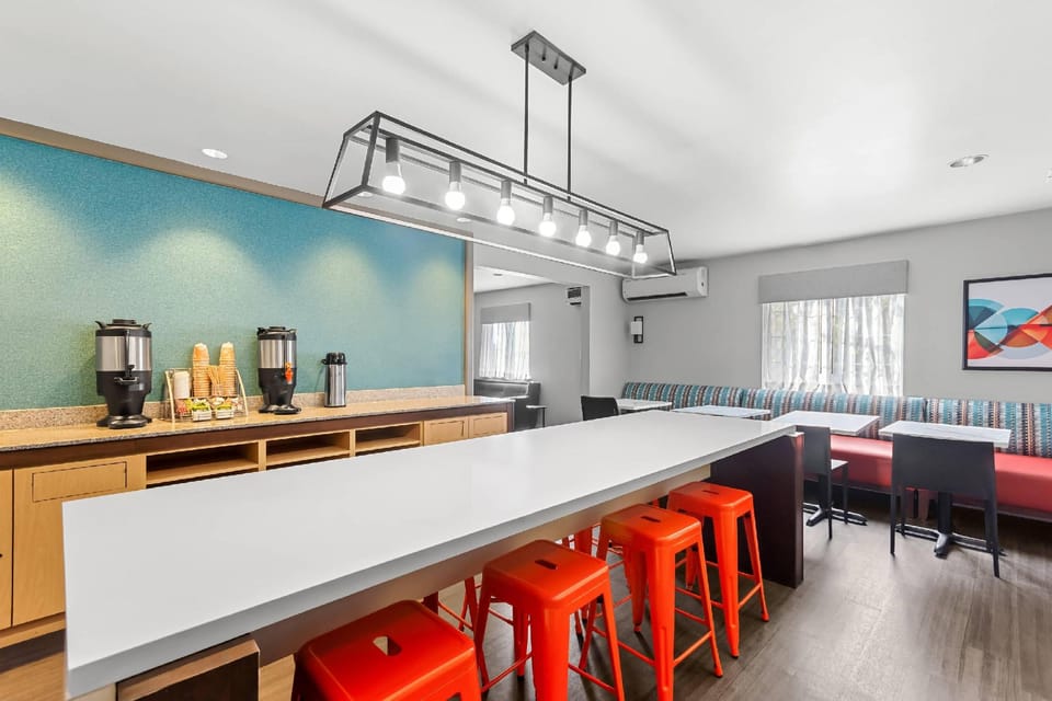 MainStay Suites Louisville Jeffersontown Hotel in Jeffersontown