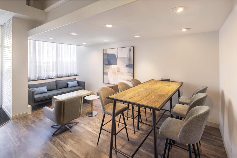 The Midtown Hotel MOD Collection by Sonesta Motel in Back Bay