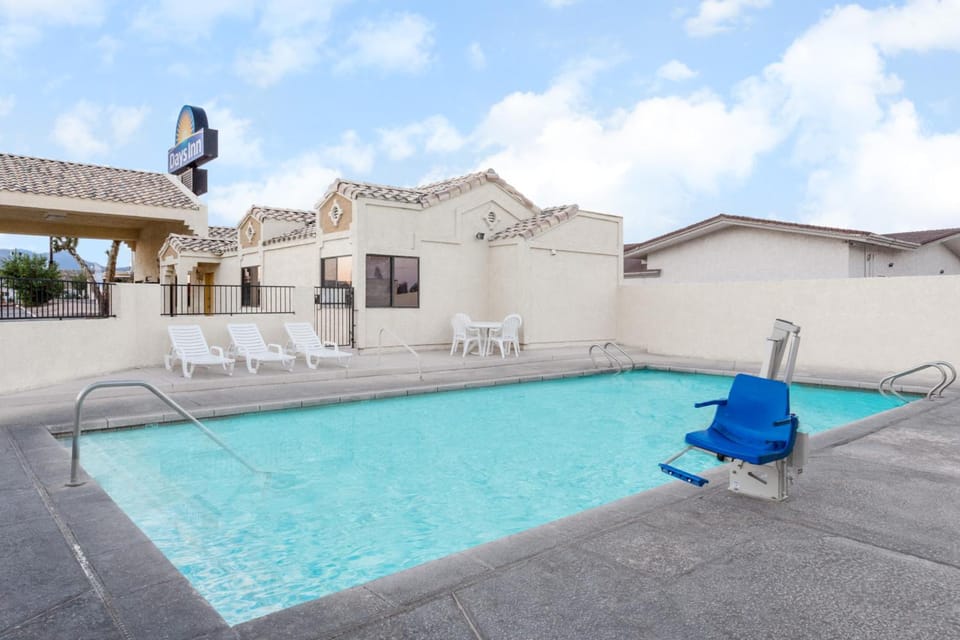 Days Inn by Wyndham Kingman West Hotel in Kingman