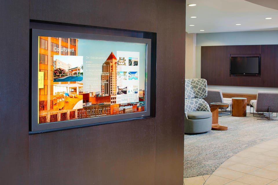 Courtyard by Marriott Roanoke Airport Hotel in Roanoke