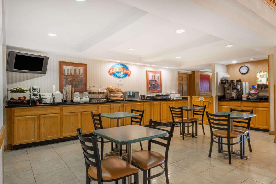 Baymont by Wyndham Plainfield/ Indianapolis Arpt Area Hotel in Plainfield