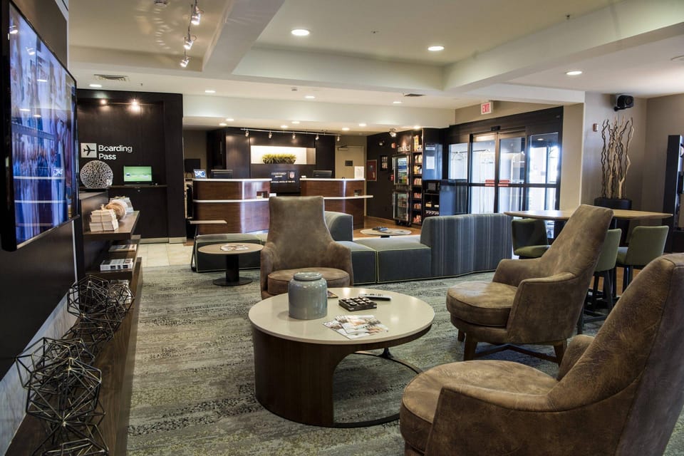 Courtyard by Marriott Shreveport Airport Hotel in Shreveport
